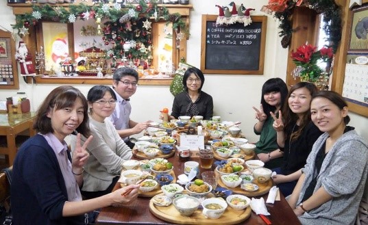 ラグーナの森越先生と川端さんとの食事会